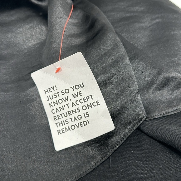 Asos Design Mini Skirt Slip High Shine Satin Curved Hem Black NWT New Size 12 - Picture 6 of 7